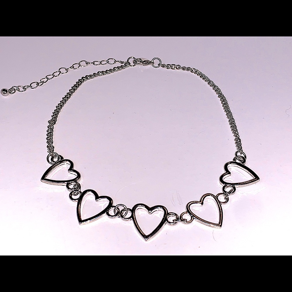 Hearts Chain Choker
